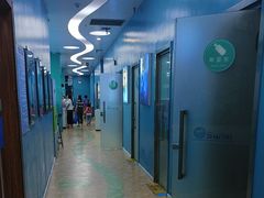 -Swim斯卫姆国际儿童游泳中心(红博中央公园店)