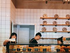 面包甜点陈列柜-81BAKERY(大学路店)