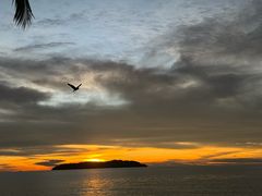 -Sunset Bar(丹绒亚路香格里拉店)