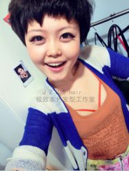 加微信：396246013，9折体验-极致·本色 发型工作室