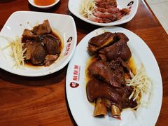 -胡须张鲁肉饭(美食文化馆店)