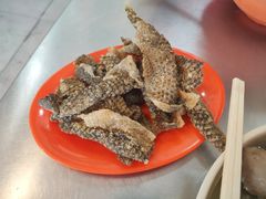炸鱼皮-富记鱼蛋粉(西村店)