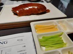 -小大董·烤鸭(观景餐厅·南京西路店)