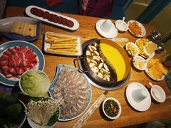 双拼锅底-青瓷火锅料理(西单大悦城店)