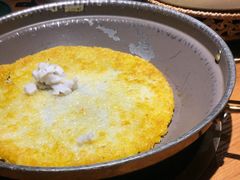 罐罐牛腩底下铺一层饭锅巴-吃饭皇帝大(合生汇店)
