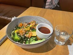 煎大虾海藻面沙拉-Wagas沃歌斯(环贸店)