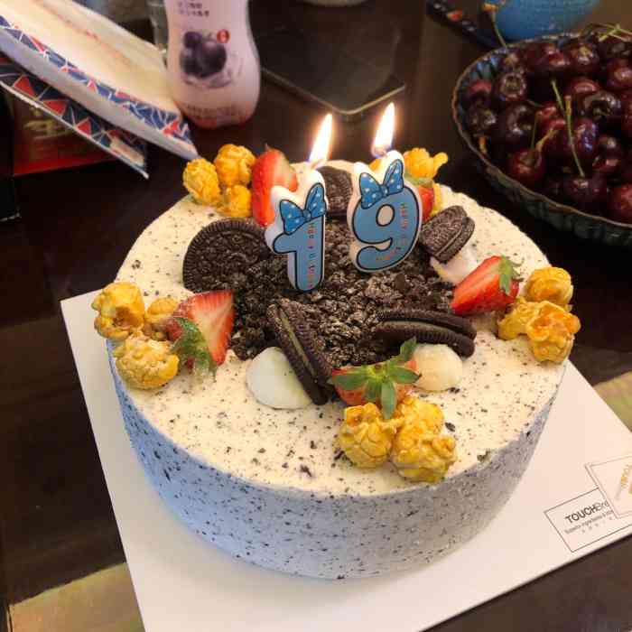 touch bread泰奇(唐镇路店)-"因为之前同事过生日定的泰奇的蛋糕,觉得