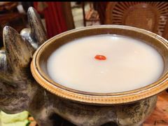 -老牌坊云南鱼豆花火锅(爱建店)