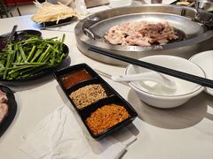 -石记东北风味烤肉(系马桩第二分店)