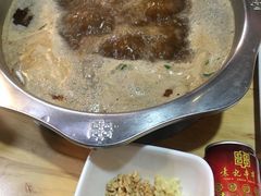 -袁记串串香(北国店)