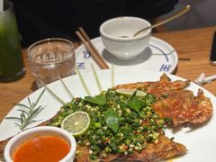 -一坐一忘云南菜(嘉里中心店)