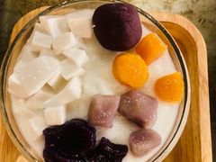 紫薯芋圆仙草奶冻-Let's Taipei 非常烘焙(太古里店)
