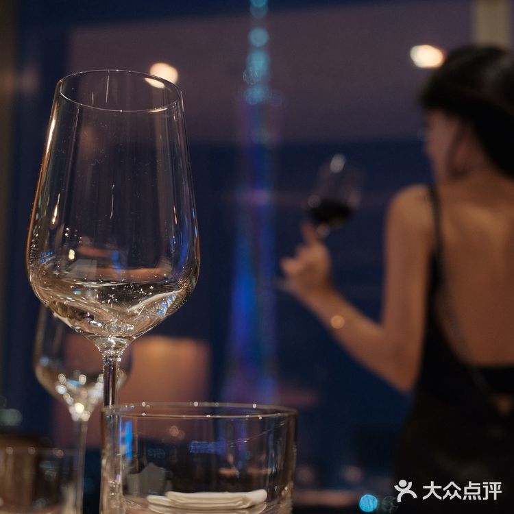 廣州塔下榮獲2025米其林入選指南餐廳