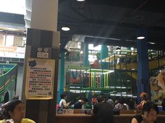 -蒙特利亲子乐园