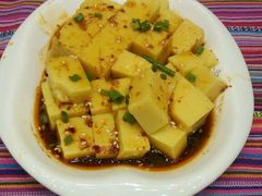 -香巴拉云南餐厅(华莱坞店)