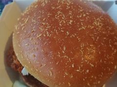 肯德基避风塘大虾鸡腿双层堡-肯德基(大剧院店)