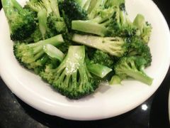 清炒西兰花-渝久隆·地道重庆味(护国寺店)