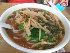 酸辣笋尖粉-三品桂林米粉(西单店)