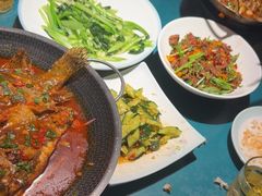 -呷湘厨·鱼汤捞饭·剁椒鱼头·辣椒炒肉(国家会展中心店)