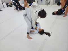 -Flow巴西柔术拳击泰拳馆