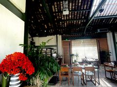 -喜洲吧·江畔老船厂·庭院餐厅(喜临院店)