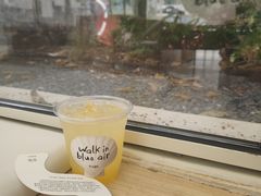 -HUGS coffee(东区店)