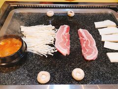 -小黑猪石板烤肉(皇冠花园店)
