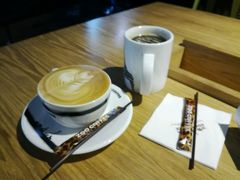 -Who乎coffee&bar