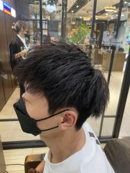 -首脑美发沙龙
