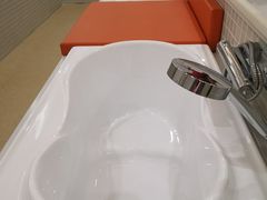 -蓝旗亲子游泳(范湖万达广场店)