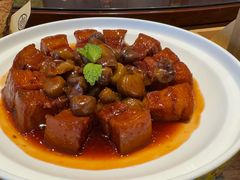 栗子红烧肉-唐山宴百姓府邸院落中餐