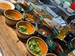 -云阿蛮云南生烫牛肉米线(奉贤路店)