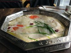 佬土鹅白锅-佬土鹅肠火锅(中建大观店)