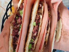 -河间正宗驴肉火烧(听海居店)