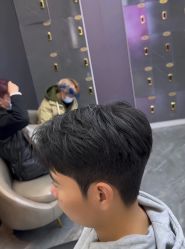 -藤野造型烫染·漂发