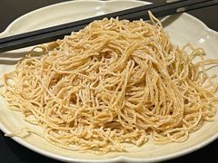 -鲜入唯煮·港式海鲜牛肉火锅(金宝街店)