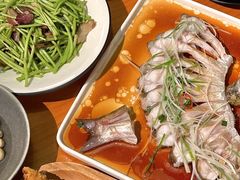 -莲餐厅·湖北菜·潜江小龙虾店(愚园路店)