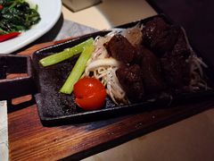 -穹六人间 people 6(岳阳路店)