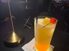 -Mx.cocktail bar