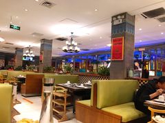 大堂-小牛海记潮汕牛肉店(永定路店)