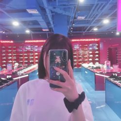 -ALONG HAIR阿龙发型