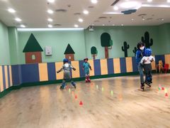 -乐翔轮滑(中庚漫游城店)