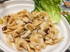 -崴海渔村(虹梅路店)