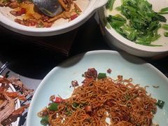 -鸽子侯·家宴·平价海鲜(市图书馆店)