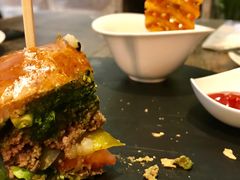 -HIGH FIVE哈福手工汉堡(桂林路店)