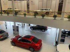 -杭州中沃沃尔沃4S店(滨江区店)