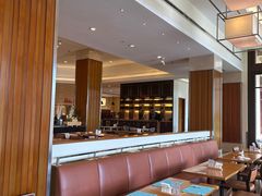 -亚龙湾希尔顿自助餐厅·海鲜·烧烤·沙滩BBQ·现场乐队