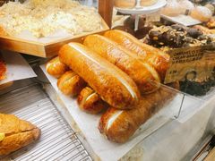 烧焦糖吉士忌廉法包-PAPER STONE BAKERY(天环店)