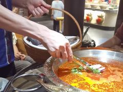 -野山舂·贵州现舂酸汤牛肉(东山店)