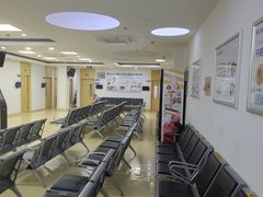 -上海和平眼科医院